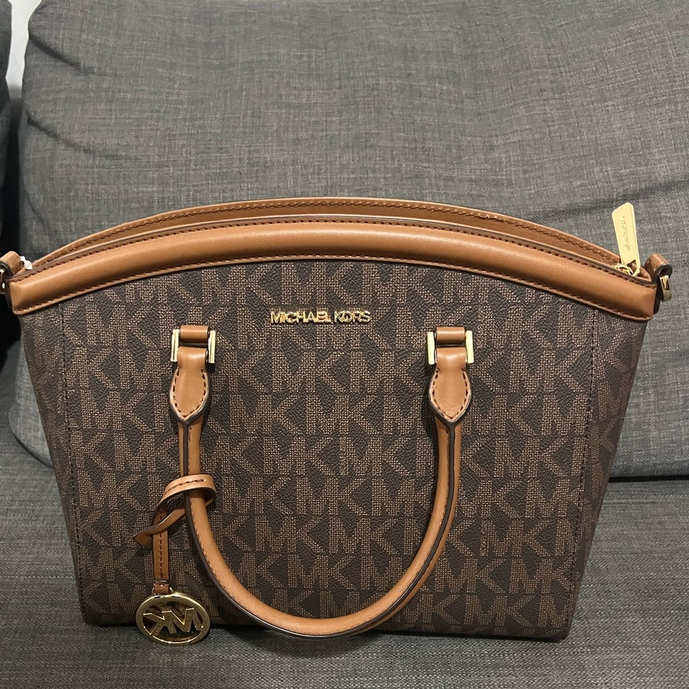 Never used Michael Kors Yara LG Satchel Brown